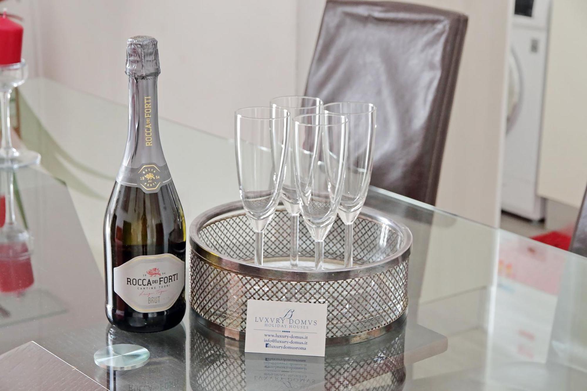 Luxury Domus Amadeus Apartment Roma Ngoại thất bức ảnh